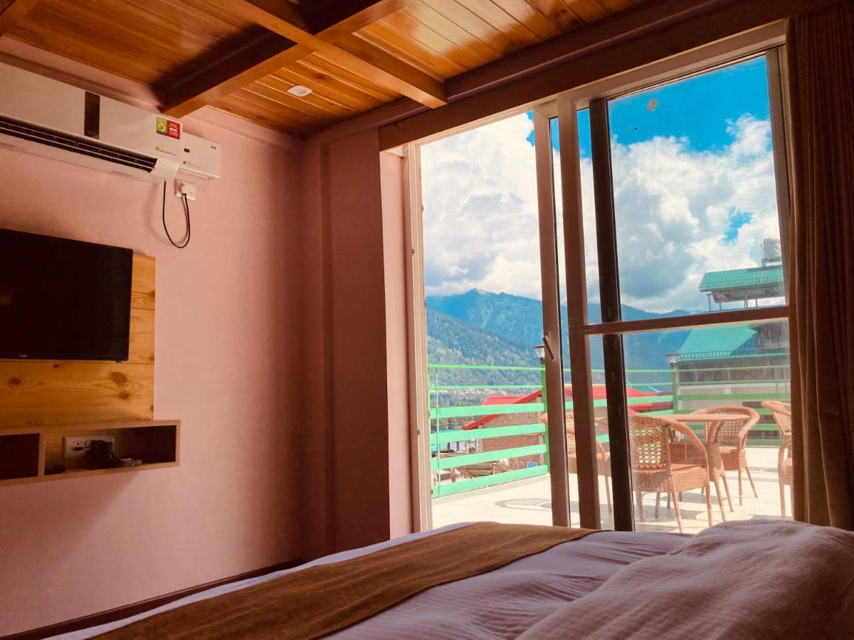 Vista Hill Resort- Centrally Heated & Air Cooled Resort, Manali 外观 照片