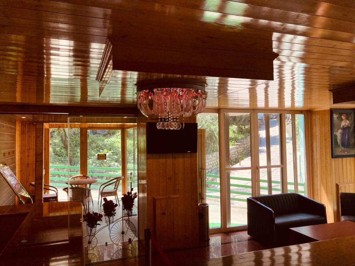 Vista Hill Resort- Centrally Heated & Air Cooled Resort, Manali 外观 照片