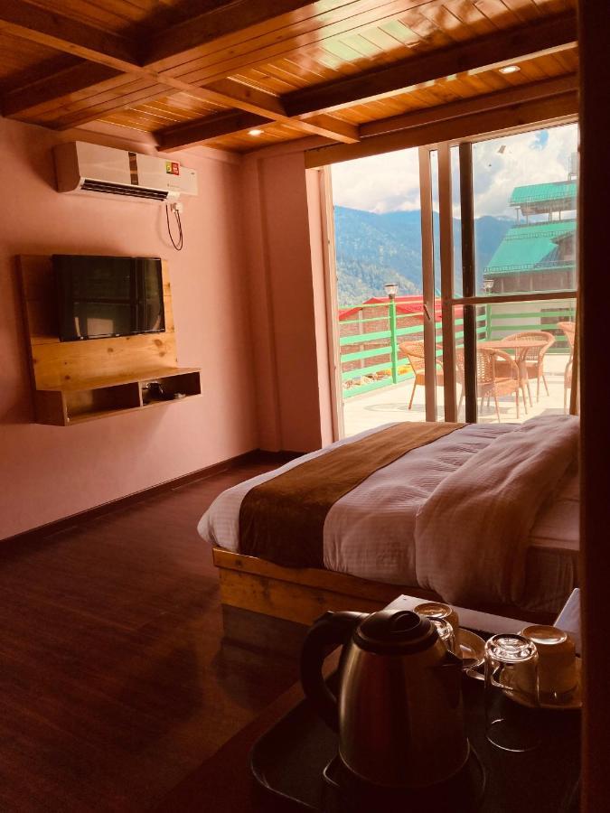 Vista Hill Resort- Centrally Heated & Air Cooled Resort, Manali 外观 照片
