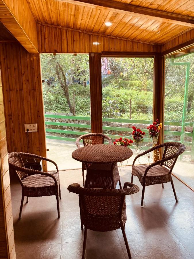 Vista Hill Resort- Centrally Heated & Air Cooled Resort, Manali 外观 照片