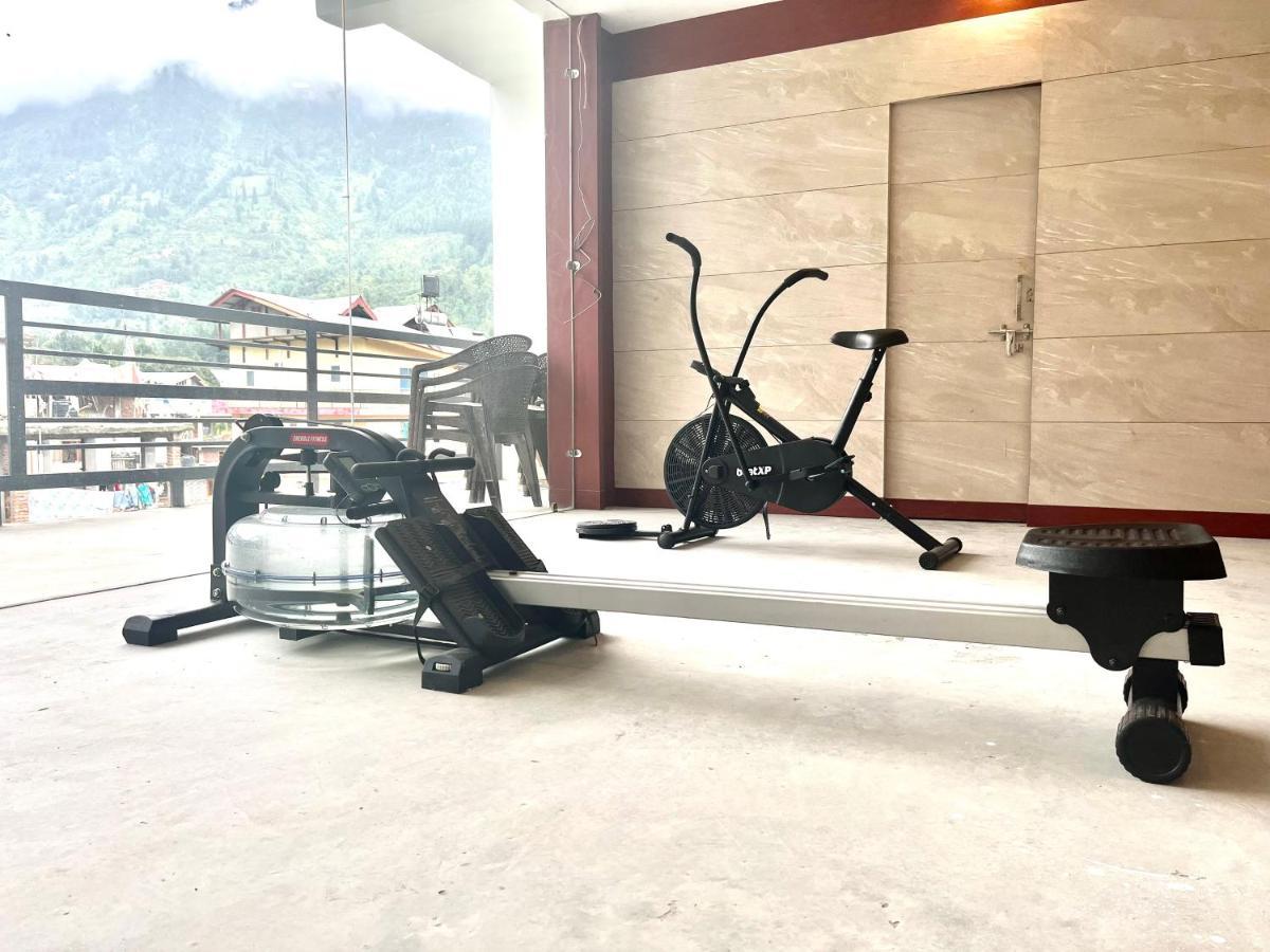 Vista Hill Resort- Centrally Heated & Air Cooled Resort, Manali 外观 照片